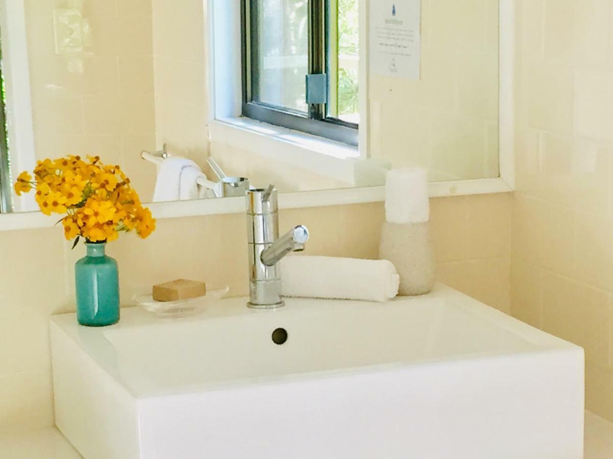 Sensom Boutique Bed And Breakfast Sapphire Beach Esterno foto
